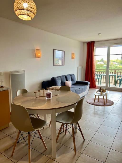 Chez Jack-residence-piscine-sauna * Levernois